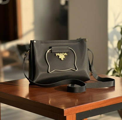 Women’s Vegan Leather Handbag with Shoulder Strap – Spacious Work to Evening Bag
