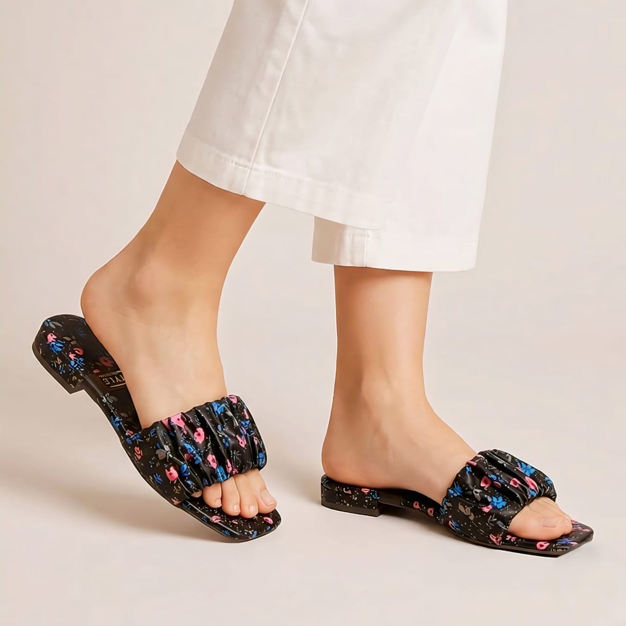Stylish Flat Slippers Comfortable Daily Wear College University Footwear Women Pakistan